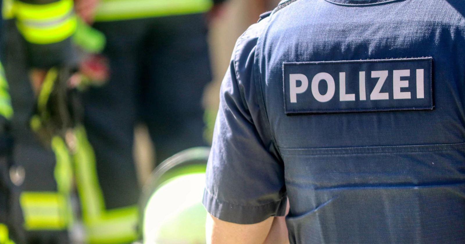 BPOL NRW: Mann bedroht uniformierten Bundespolizisten mit Schraubendreher